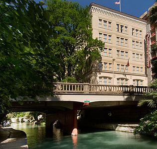 DRURY INN & SUITES RIVERWALK